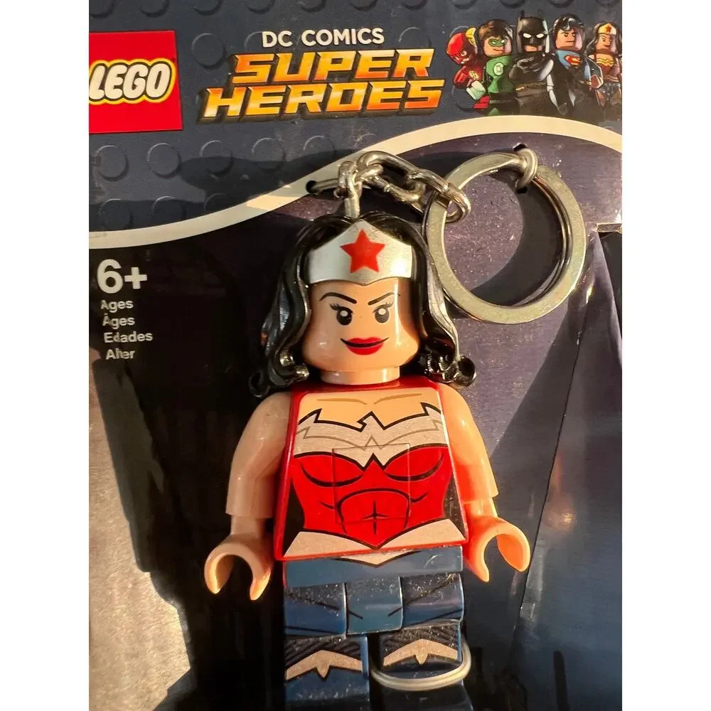 New Lego Wonder Woman Key Light LED Lite Keychain DC Comics Super Heroes